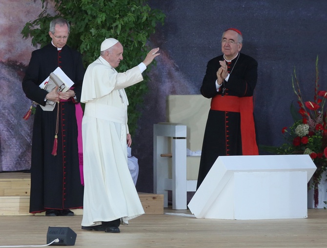 Z papieżem na Krzyżowej Drodze