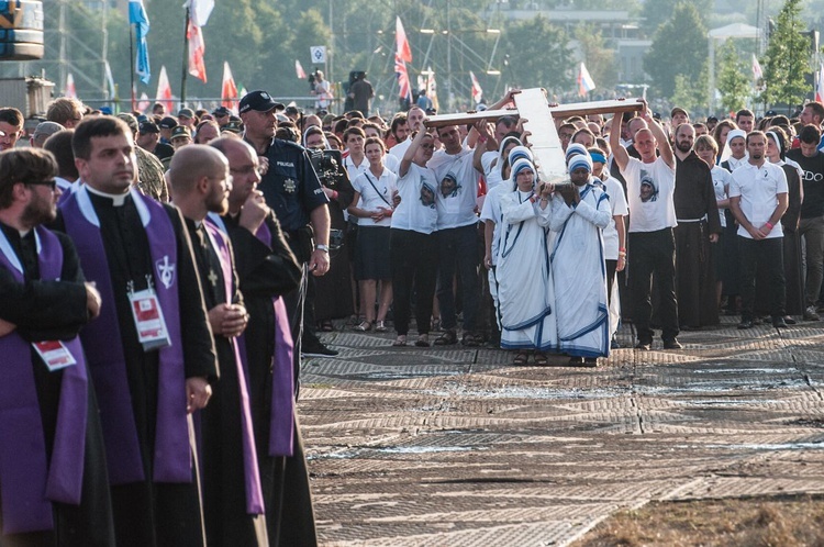 Droga Krzyżowa w obiektywie Jakuba Szymczuka