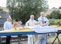 A biskup Wojtyła grał w ataku... żonatych