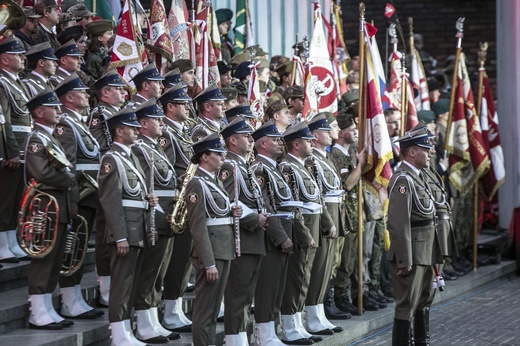 Uczcić poległych, spotkać się z żywymi