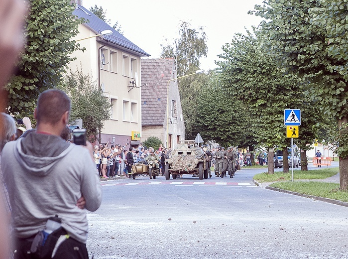 Rocznica powstania warszawskiego w Sianowie