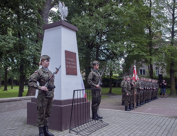 Rocznica powstania warszawskiego w Sianowie