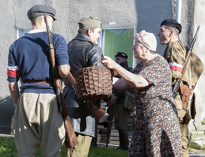 Rocznica powstania warszawskiego w Sianowie