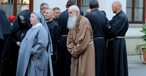 Początek pożegnania kard. Macharskiego