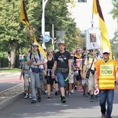 71. Pielgrzymka Rybnicka - dzień pierwszy - wymarsz grup 1, 2A i 2B