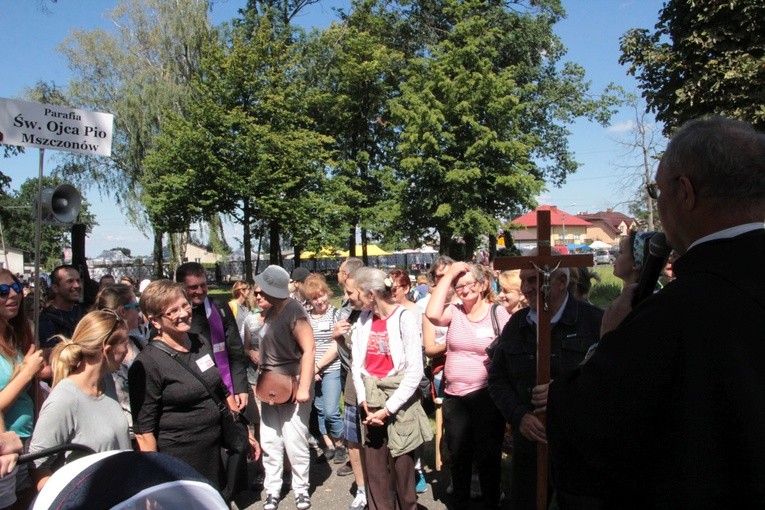 Suma odpustowa i procesja w Miedniewicach
