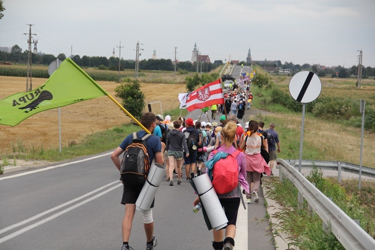 Dzień drugi: Jaksonowice - Oleśnica