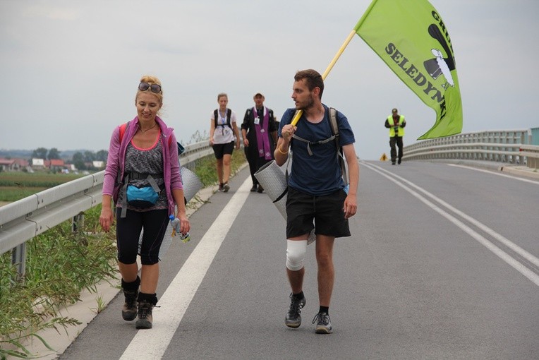 Dzień drugi: Jaksonowice - Oleśnica