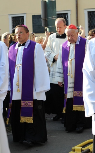 Nieszpory w intencji śp. kardynała Macharskiego