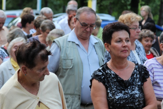 Pielgrzymi ŚDM z Afryki z bp. Kusym w Cieszynie