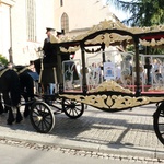 Kondukt żałobny kard. Macharskiego - 2 cz.