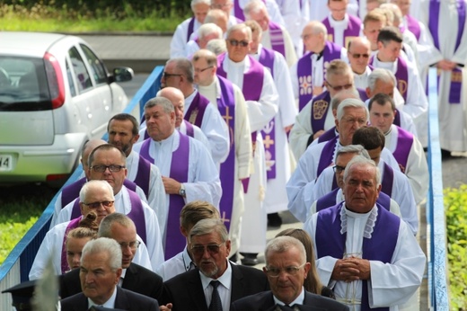 Pogrzeb śp. ks. prał. Pawła Grządziela w Mazańcowicach