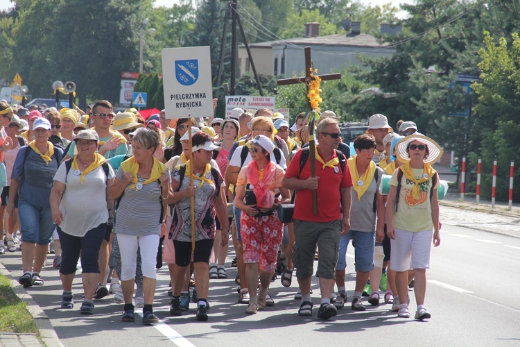 71. Pielgrzymka Rybnicka - dzień drugi (Górniki - Tarnowskie Góry)