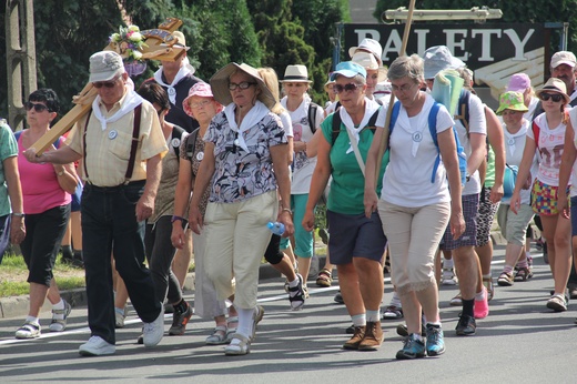 71. Pielgrzymka Rybnicka - dzień drugi (Górniki - Tarnowskie Góry)