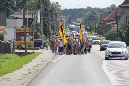 71. Pielgrzymka Rybnicka - dzień drugi (Górniki - Tarnowskie Góry)