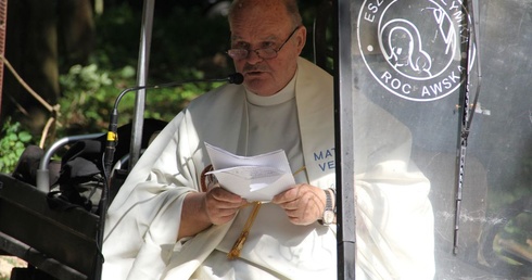 Z pomocą Chrystusa rozpakuj prezenty