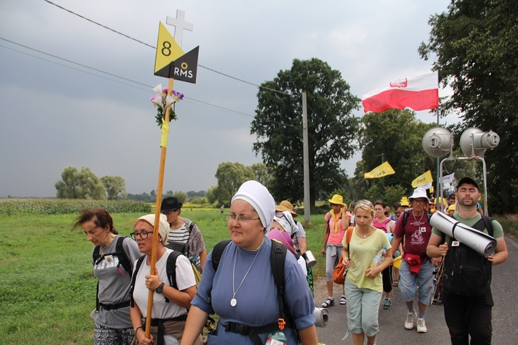 Dzień czwarty: Siemysłów - Wierzbica Górna