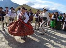 Sierpień pod znakiem folkloru