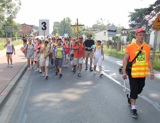 71. Pielgrzymka Rybnicka - dzień trzeci (wyjście z Miotka)