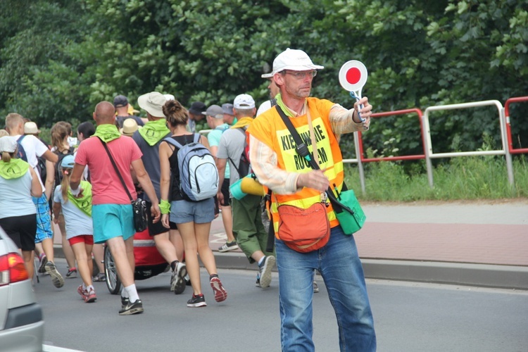 71. Pielgrzymka Rybnicka - dzień trzeci (wyjście z Miotka)