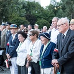 Pomnik Ofiar Rzezi Woli - uroczystości pod pomnikiem