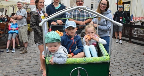 Z Długiej na Jasną Górę