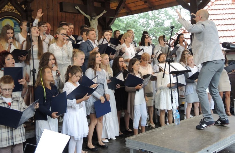 70 lat franciszkanów w Rychwałdzie i Chór Gospel z Łękawicy