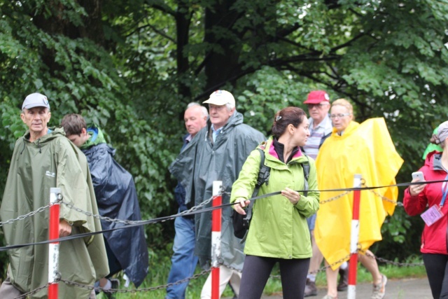 25. piesza pielgrzymka na Jasną Górę wyruszyła z Hałcnowa