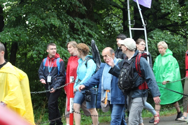 25. piesza pielgrzymka na Jasną Górę wyruszyła z Hałcnowa