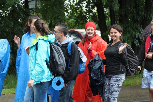 25. piesza pielgrzymka na Jasną Górę wyruszyła z Hałcnowa