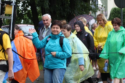 25. piesza pielgrzymka na Jasną Górę wyruszyła z Hałcnowa