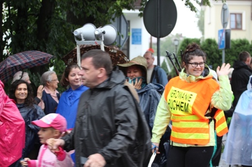 25. piesza pielgrzymka na Jasną Górę wyruszyła z Hałcnowa