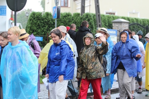 25. piesza pielgrzymka na Jasną Górę wyruszyła z Hałcnowa