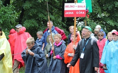 25. piesza pielgrzymka na Jasną Górę wyruszyła z Hałcnowa