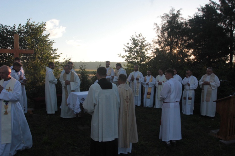 Wschód słońca i Eucharystia