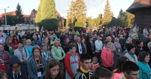 Wschód słońca i Eucharystia