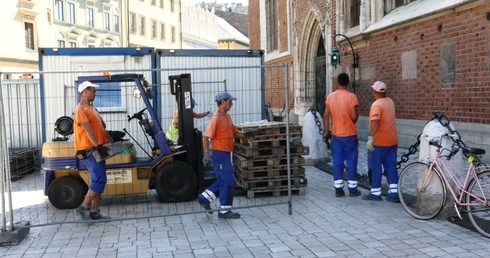 Remont placu Mariackiego