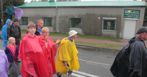 Blachownia w deszczu