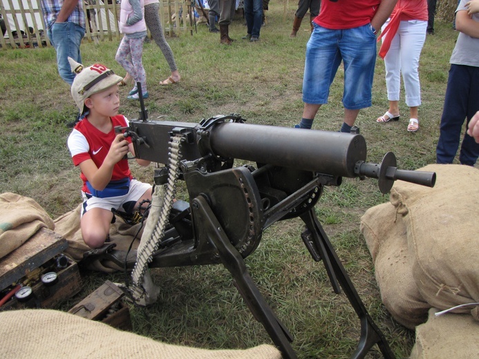 Piknik historyczny w Chojnowie