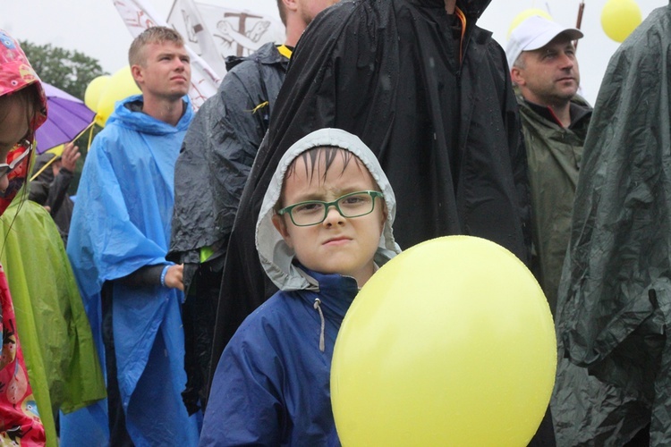 Wejście na Jasną Górę cz. 1