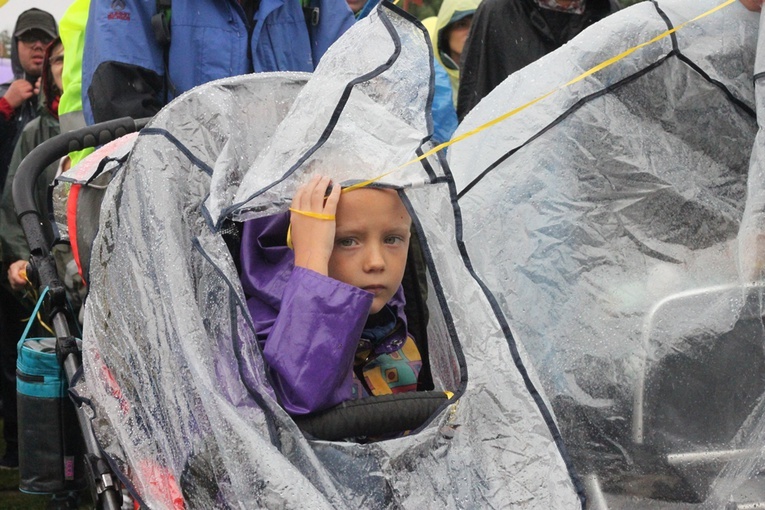 Wejście na Jasną Górę cz. 1