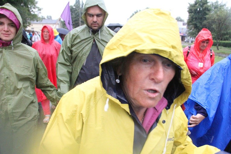 Wejście na Jasną Górę cz. 2