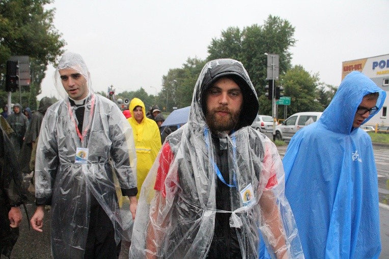 Wejście na Jasną Górę cz. 2
