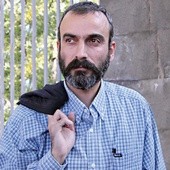 Jirair Sefilian – działacz antyprezydenckiej opozycji, którego uwolnienia domagali się uczestnicy ostatnich zamieszek w Armenii.