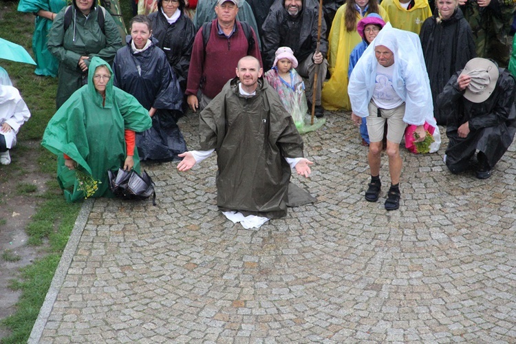 Wejście na Jasną Górę cz. 5