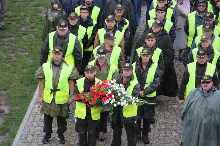 Wejście na Jasną Górę cz. 5