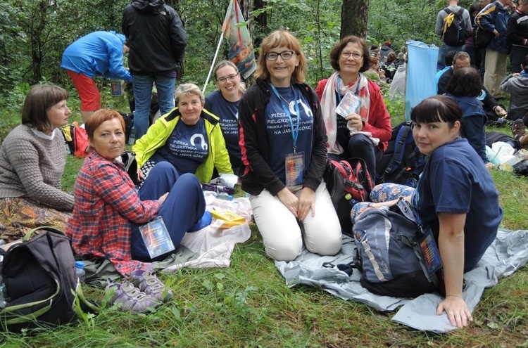 Jasna Góra już niedaleko - ostatni dzień pielgrzymowania