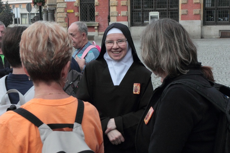 Początek pielgrzymki krzeszowskiej