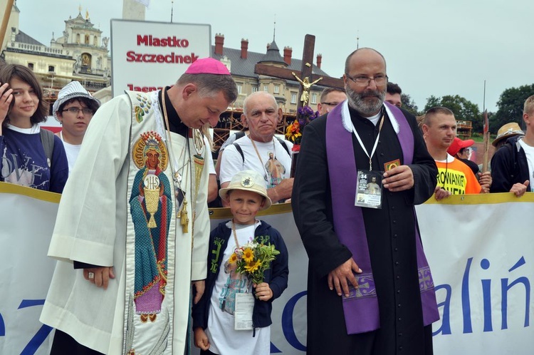 Wejście 34. Pieszej Pielgrzymki na Jasną Górę