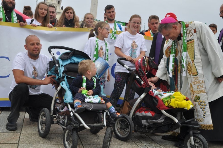 Wejście 34. Pieszej Pielgrzymki na Jasną Górę